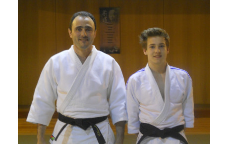 Alexander MacLennan: ceinture noire